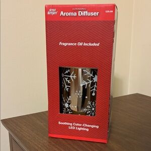 Snowflake Aroma Diffuser - Silver with LED Lighting